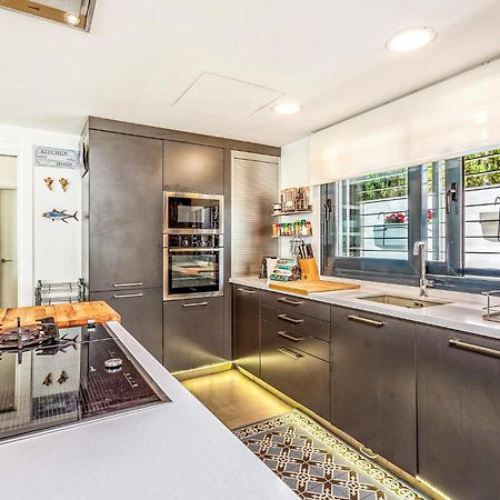 Awesome Home In Cala Del Moral With Kitchen La Cala Del Moral Exterior photo